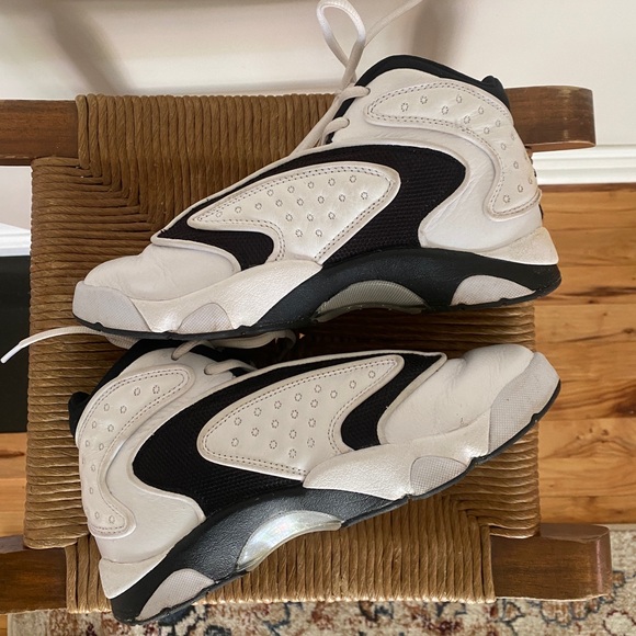 Women’s Jordan OG Jumpman White - Picture 5 of 6